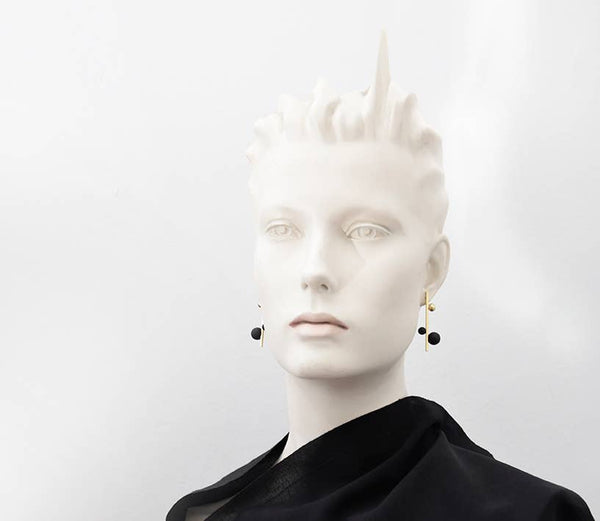 Note Earrings: Gold Black