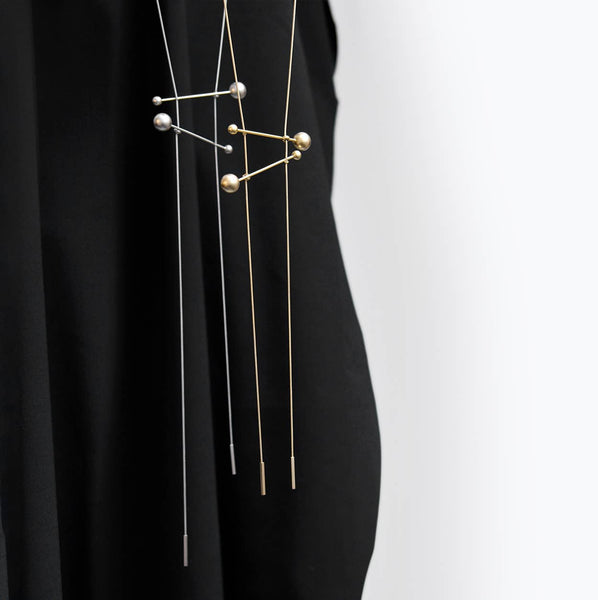 Joggle Necklace: Satin Gold