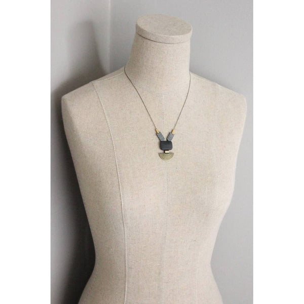Black agate geometric pendant necklace