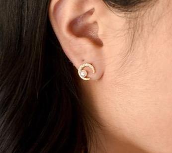 Crescent Moon and Pearl Stud Earrings - Revival Phl