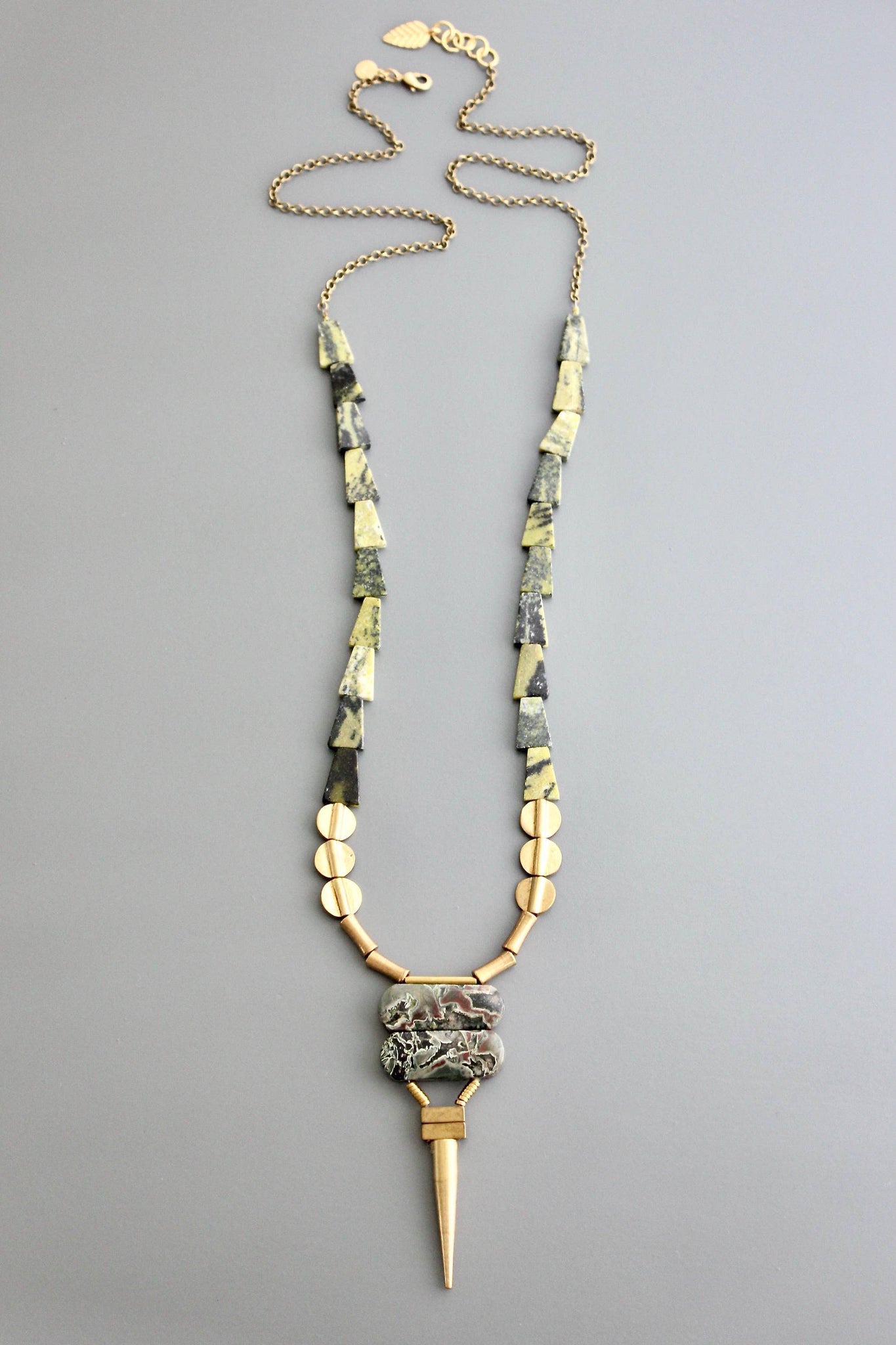 Serpentine and jade necklace