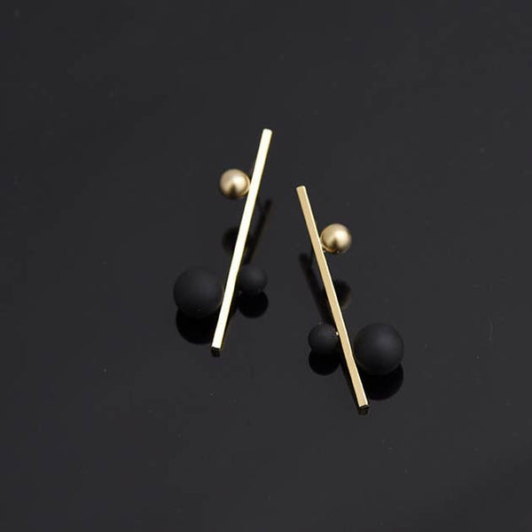 Note Earrings: Gold Black