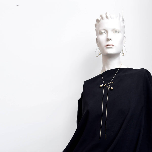 Joggle Necklace: Satin Gold